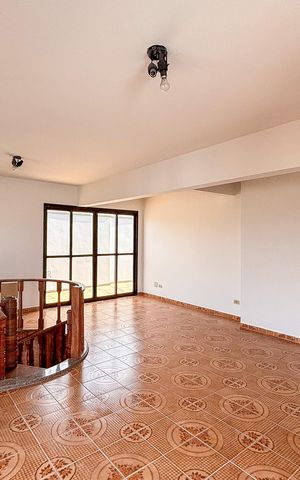 Apartamento para alugar com 200m², 3 quartos e 3 vagas Apartamento para alugar com 200m², 3 quartos e 3 vagasCobertura