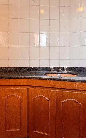 Apartamento para alugar com 200m², 3 quartos e 3 vagas Apartamento para alugar com 200m², 3 quartos e 3 vagasBanheiro da Suíte 2