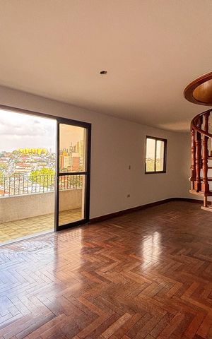 Apartamento para alugar com 200m², 3 quartos e 3 vagas Apartamento para alugar com 200m², 3 quartos e 3 vagasSala