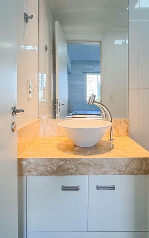 Apartamento à venda com 67m², 2 quartos e 1 vaga Apartamento à venda com 67m², 2 quartos e 1 vagaBanheiro da Suíte