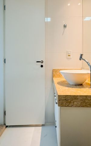 Apartamento à venda com 67m², 2 quartos e 1 vaga Apartamento à venda com 67m², 2 quartos e 1 vagaBanheiro da Suíte