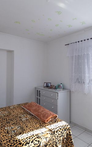 Casa à venda com 127m², 3 quartos e 3 vagas Casa à venda com 127m², 3 quartos e 3 vagasQuarto 1