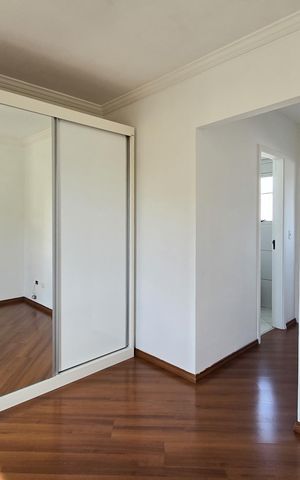 Casa de condomínio à venda com 127m², 3 quartos e 1 vaga Casa de condomínio à venda com 127m², 3 quartos e 1 vagaSuíte