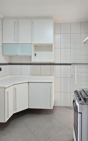 Casa de condomínio à venda com 127m², 3 quartos e 1 vaga Casa de condomínio à venda com 127m², 3 quartos e 1 vagaCozinha