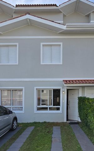 Casa de condomínio à venda com 127m², 3 quartos e 1 vaga Casa de condomínio à venda com 127m², 3 quartos e 1 vagaGaragem