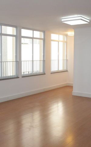 Apartamento à venda com 154m², 4 quartos e 1 vagaSala