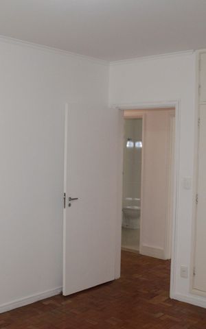 Apartamento à venda com 154m², 4 quartos e 1 vagaQuarto 2