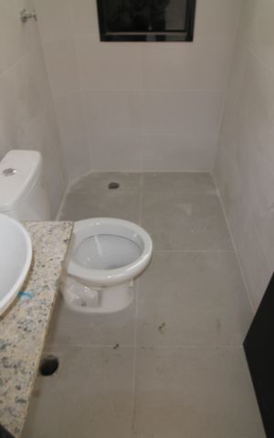 Apartamento à venda com 33m², 1 quarto e sem vagaBanheiro