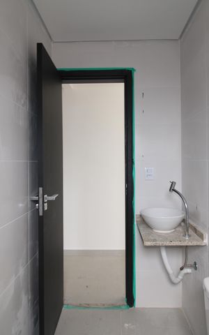 Apartamento à venda com 50m², 2 quartos e sem vagaBanheiro