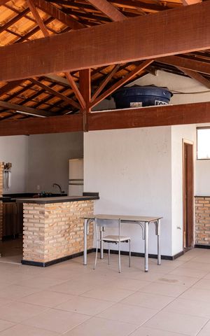 Casa à venda com 277m², 3 quartos e 2 vagas Casa à venda com 277m², 3 quartos e 2 vagasTerraço