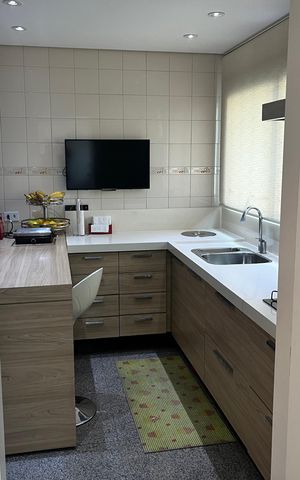 Apartamento à venda com 160m², 3 quartos e 3 vagasÁrea de Serviço