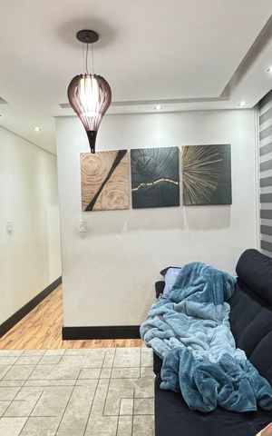 Apartamento à venda com 148m², 3 quartos e 2 vagas Apartamento à venda com 148m², 3 quartos e 2 vagasSala