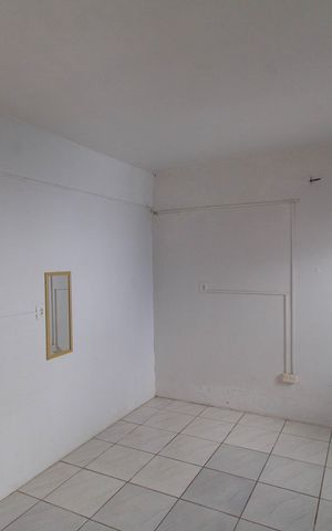 Casa à venda com 125m², 3 quartos e 5 vagas Casa à venda com 125m², 3 quartos e 5 vagasQuarto de Serviço