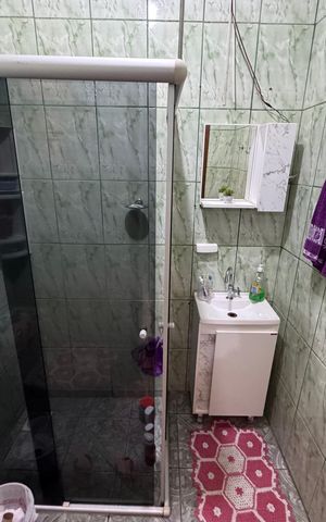 Casa à venda com 80m², 2 quartos e 1 vaga Casa à venda com 80m², 2 quartos e 1 vagaBanheiro Social