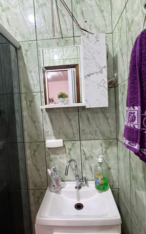 Casa à venda com 80m², 2 quartos e 1 vaga Casa à venda com 80m², 2 quartos e 1 vagaBanheiro Social