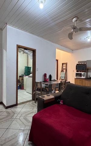 Casa à venda com 80m², 2 quartos e 1 vaga Casa à venda com 80m², 2 quartos e 1 vagaSala