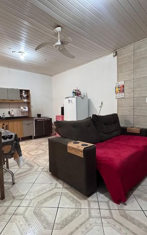 Casa à venda com 80m², 2 quartos e 1 vaga Casa à venda com 80m², 2 quartos e 1 vagaSala