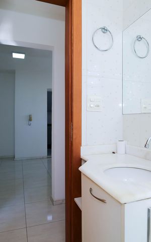 Apartamento à venda com 65m², 2 quartos e 1 vaga Apartamento à venda com 65m², 2 quartos e 1 vagaBanheiro Social