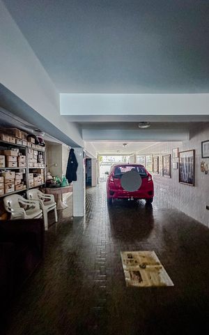 Casa à venda com 186m², 3 quartos e 4 vagasGaragem