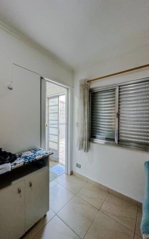 Casa à venda com 186m², 3 quartos e 4 vagasQuarto de Serviço