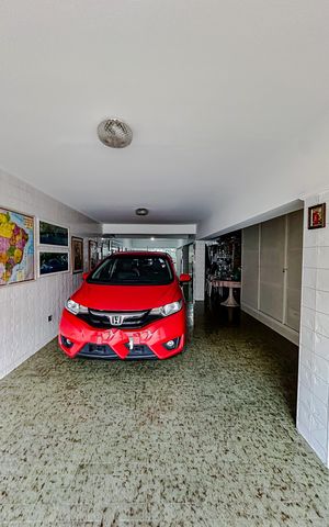 Casa à venda com 186m², 3 quartos e 4 vagasGaragem