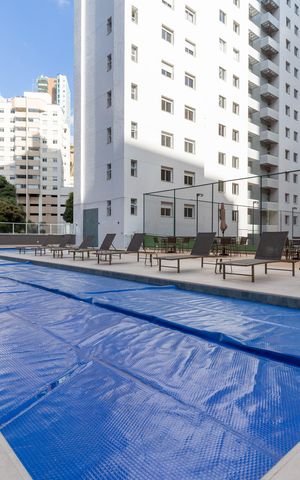 Apartamento à venda com 134m², 4 quartos e 3 vagas Apartamento à venda com 134m², 4 quartos e 3 vagasÁrea comum - Piscina