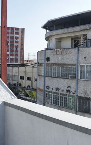 Apartamento para alugar com 85m², 2 quartos e sem vagaVaranda