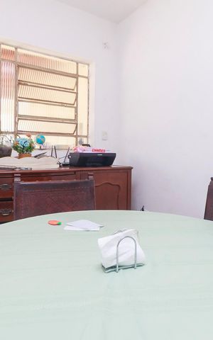 Casa à venda com 500m², 3 quartos e 4 vagas Casa à venda com 500m², 3 quartos e 4 vagasCopa