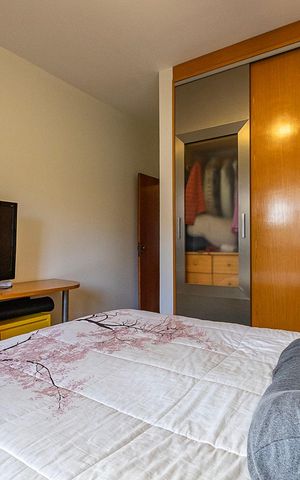 Casa à venda com 189m², 4 quartos e 3 vagas Casa à venda com 189m², 4 quartos e 3 vagasQuarto 3