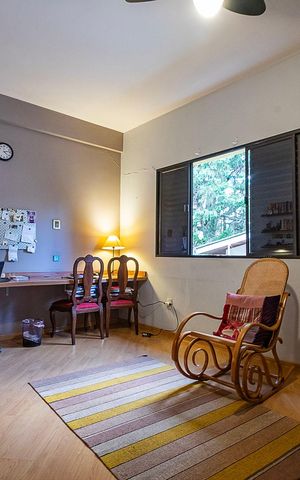 Casa à venda com 189m², 4 quartos e 3 vagas Casa à venda com 189m², 4 quartos e 3 vagasQuarto 4