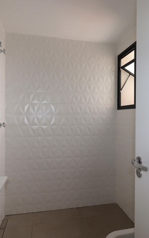 Apartamento à venda com 323m², 3 quartos e 5 vagasBanheiro da Suíte 2