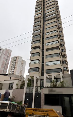 Apartamento à venda com 323m², 3 quartos e 5 vagasFachada