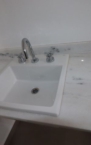 Apartamento à venda com 323m², 3 quartos e 5 vagasBanheiro da Suíte 3