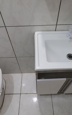 Casa para alugar com 350m², 3 quartos e 2 vagasBanheiro