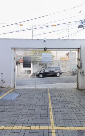 Apartamento à venda com 65m², 2 quartos e 1 vaga Apartamento à venda com 65m², 2 quartos e 1 vagaEntrada