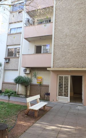 Apartamento à venda com 75m², 2 quartos e 1 vagaFachada do bloco
