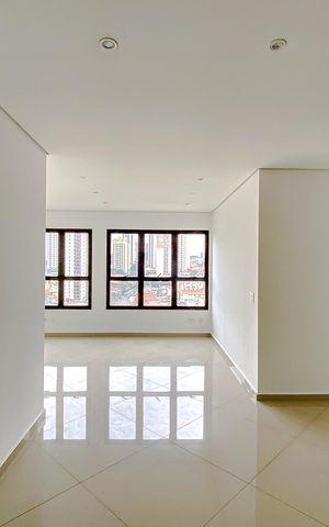 Apartamento à venda com 80m², 2 quartos e 2 vagasSala