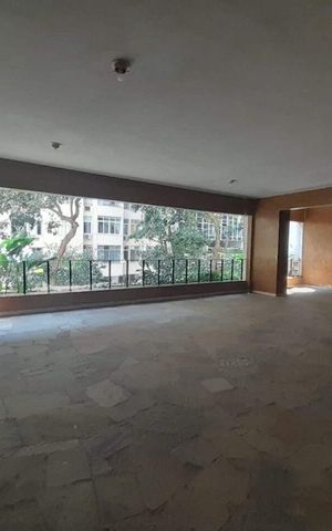 Apartamento à venda com 180m², 3 quartos e 2 vagas