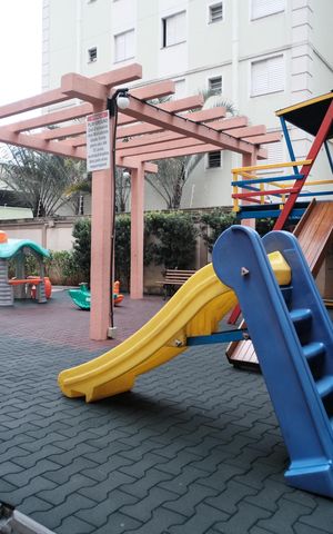 Casa para alugar com 100m², 2 quartos e 1 vagaÁrea comum