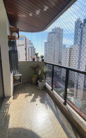 Apartamento à venda com 163m², 4 quartos e 3 vagas