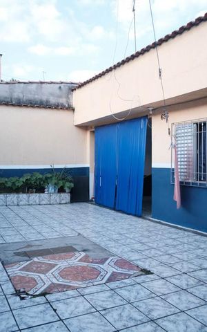 Casa à venda com 179m², 3 quartos e 7 vagasGaragem