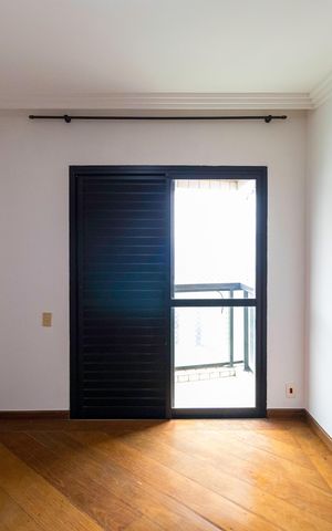 Apartamento à venda com 152m², 3 quartos e 3 vagas Apartamento à venda com 152m², 3 quartos e 3 vagasSuíte 3