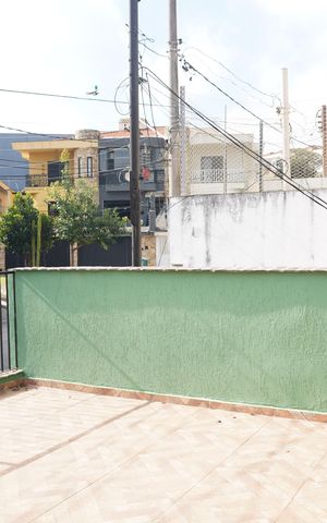 Casa à venda com 300m², 2 quartos e 2 vagasSacada do Quarto