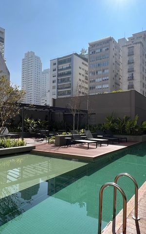 Apartamento à venda com 663m², 3 quartos e 6 vagas Apartamento à venda com 663m², 3 quartos e 6 vagasPiscina