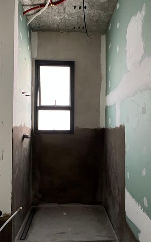 Apartamento à venda com 663m², 3 quartos e 6 vagas Apartamento à venda com 663m², 3 quartos e 6 vagasBanheiro da Suíte 2