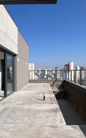 Apartamento à venda com 663m², 3 quartos e 6 vagas Apartamento à venda com 663m², 3 quartos e 6 vagasPiscina da cobertura