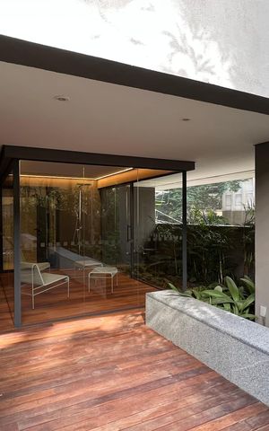 Apartamento à venda com 663m², 3 quartos e 6 vagas Apartamento à venda com 663m², 3 quartos e 6 vagasÁrea comum