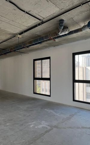 Apartamento à venda com 663m², 3 quartos e 6 vagas Apartamento à venda com 663m², 3 quartos e 6 vagasCobertura