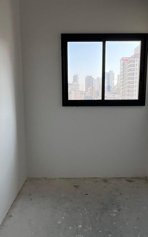 Apartamento à venda com 663m², 3 quartos e 6 vagas Apartamento à venda com 663m², 3 quartos e 6 vagasQuarto de Serviço