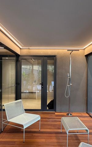 Apartamento à venda com 663m², 3 quartos e 6 vagas Apartamento à venda com 663m², 3 quartos e 6 vagasSaúna